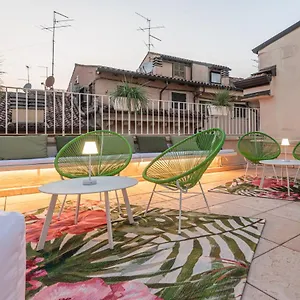 https://beautiful-studio-flat-in-front-of-arena.hotelinveneto.com