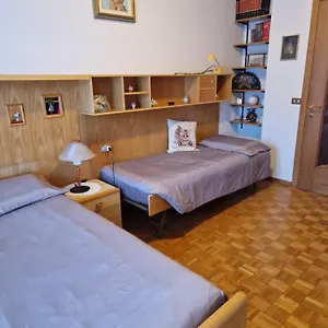 https://la-casa-di-gio.it-lombardy.com