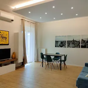 https://montesanto7.it-lombardy.com